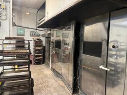 1   -  MAQUINARIA DE PANADERÍA/PASTELERÍA Y VEHICULO