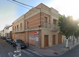 1   -  VIVIENDA EN LORA DEL RÍO (SEVILLA)