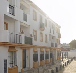 3   -  75% DE VIVIENDA EN CONIL DE LA FRONTERA (CÁDIZ)