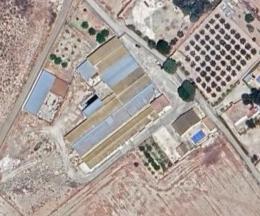 3   -  VILLENA. FINCA CON VIVIENDAS Y NAVES