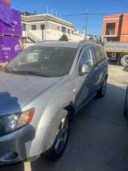 14   -  Vehículo MITSUBISHI OUTLANDER