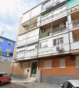 1   -  50% en proindiviso piso en PEÑA GRANDE (MADRID)