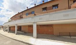 VIVIENDA NAVALCARNERO Y DOS VEHÍCULOS